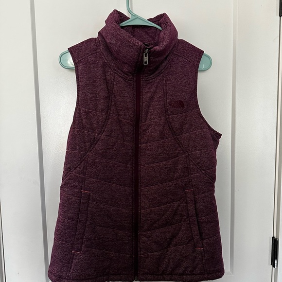 North face vest - Picture 1 of 2
